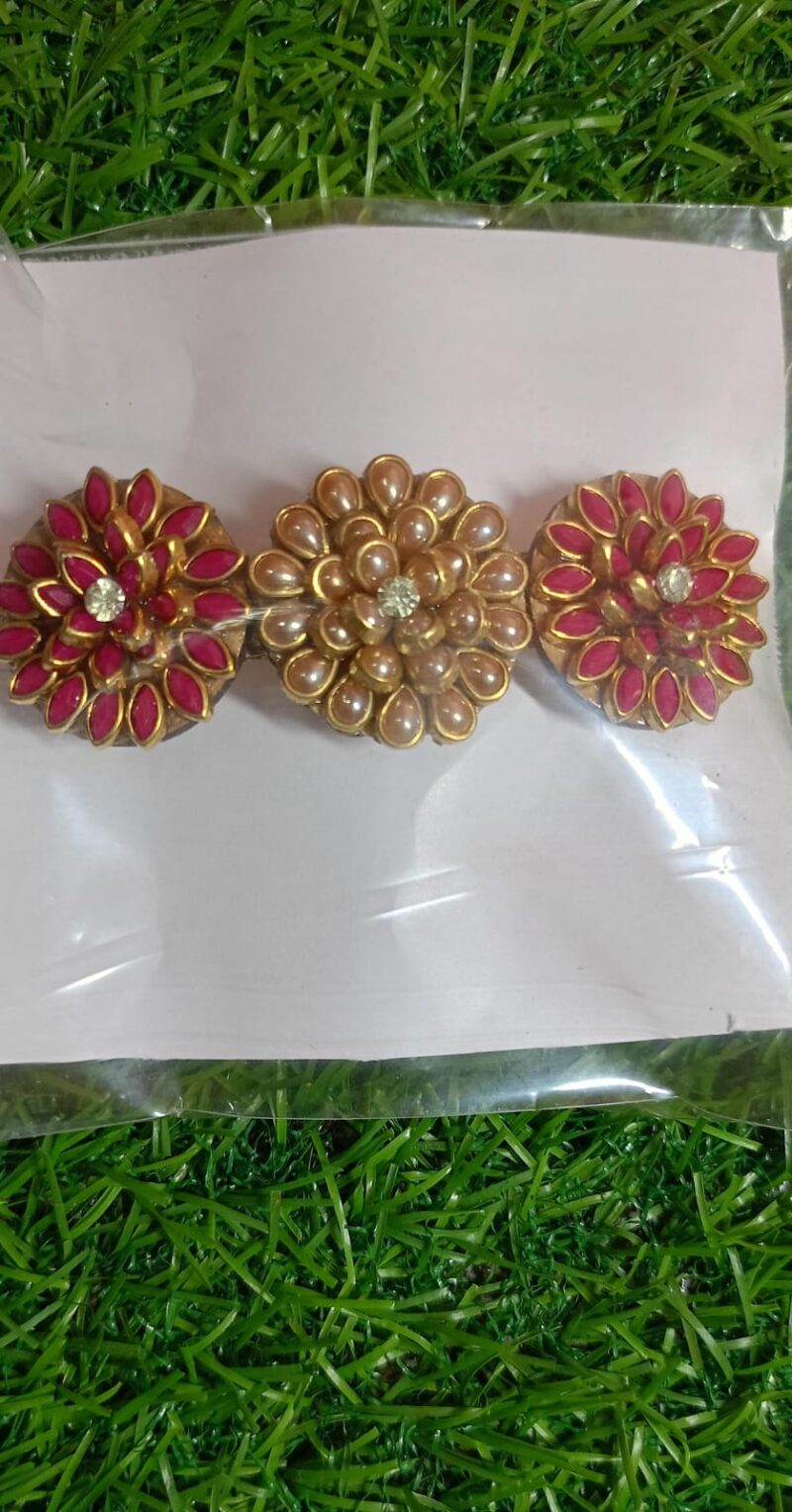 3d Kundhan Centre Hair Clip - Image 2