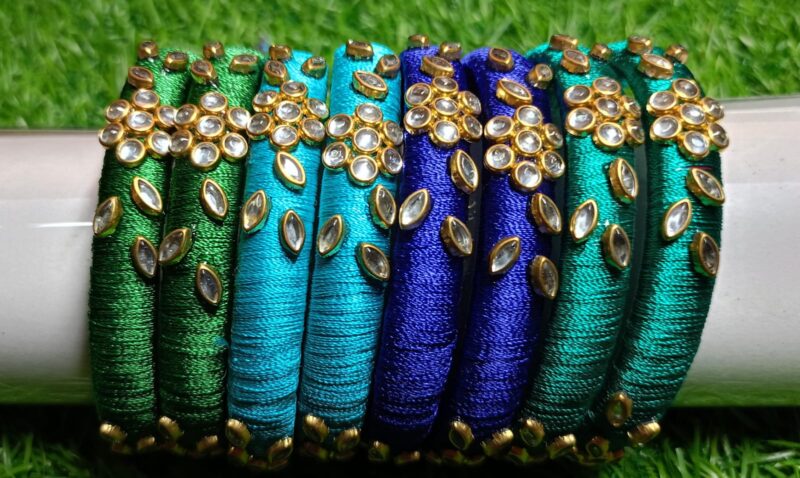 Kundhan 2 Cut Bangle - 1 pair - Image 2