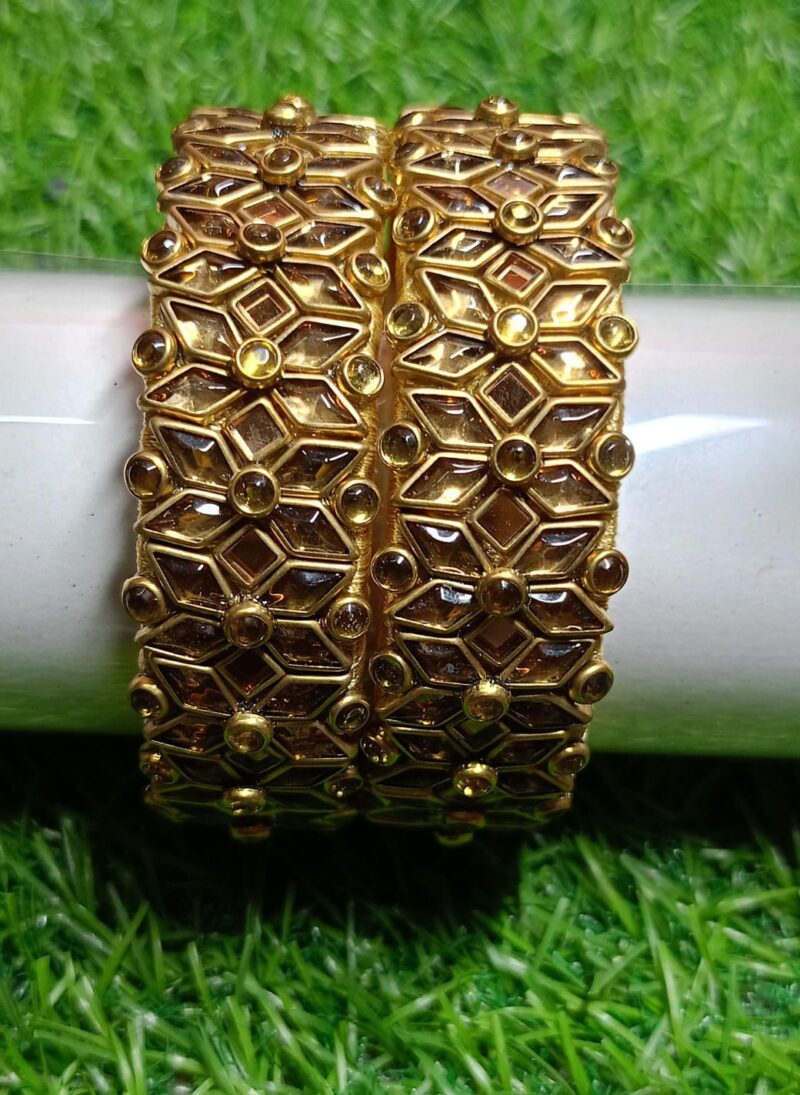 1 Cut Kundhan Bangles - 1 Pair