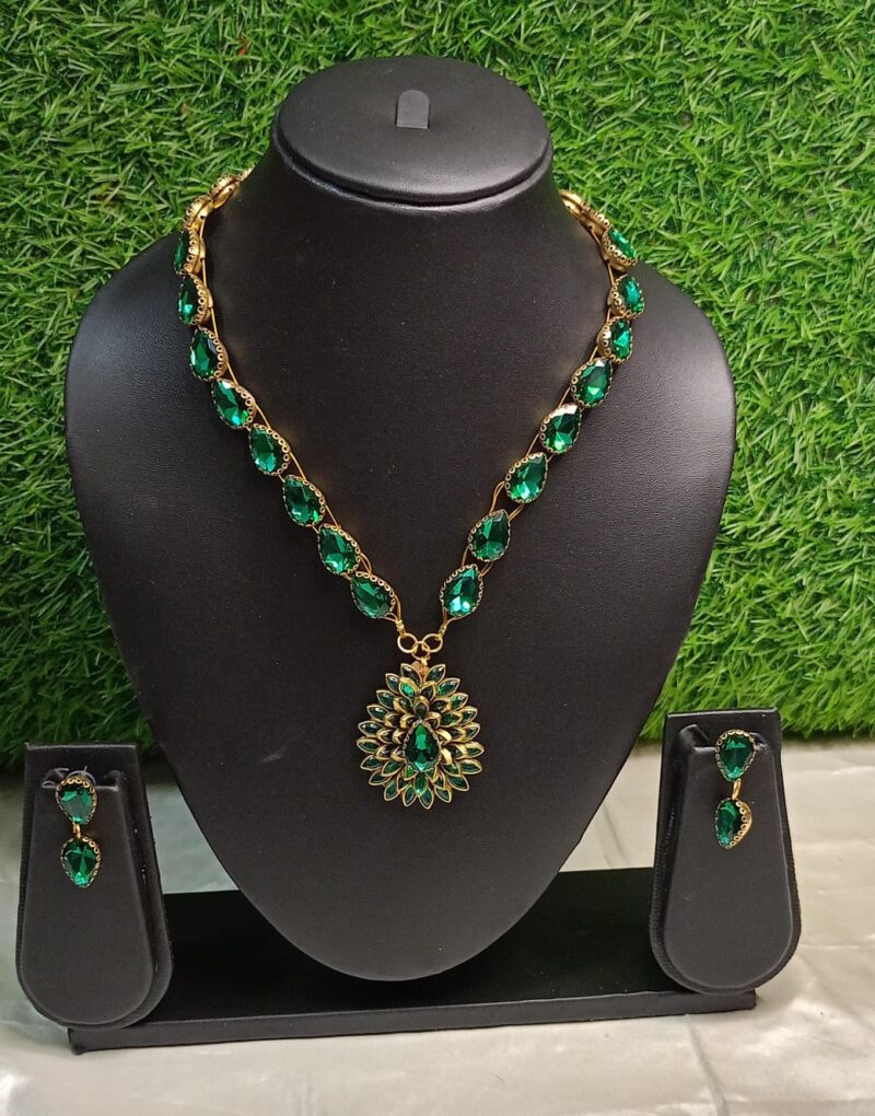 Crystal stone haram set Q2